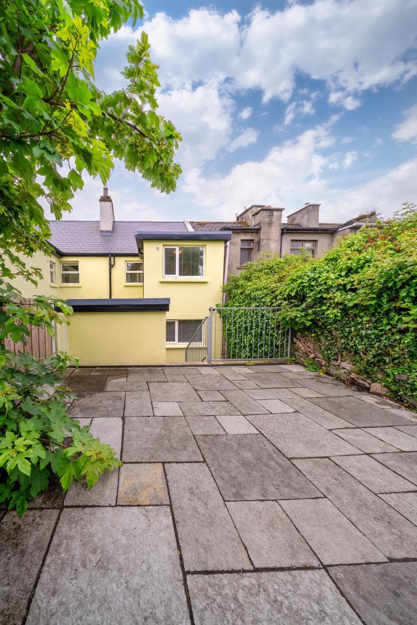 Mill House * Westport